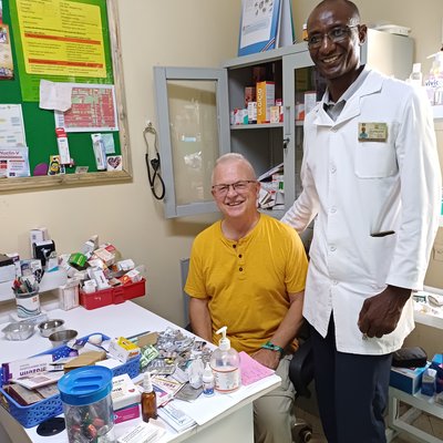 Washa Taa Med Centre mit Dr. Wafula